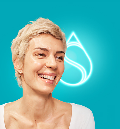 Headshot of SKINVIVE™ patient Anna smiling joyfully, with a glowing droplet in the background.
